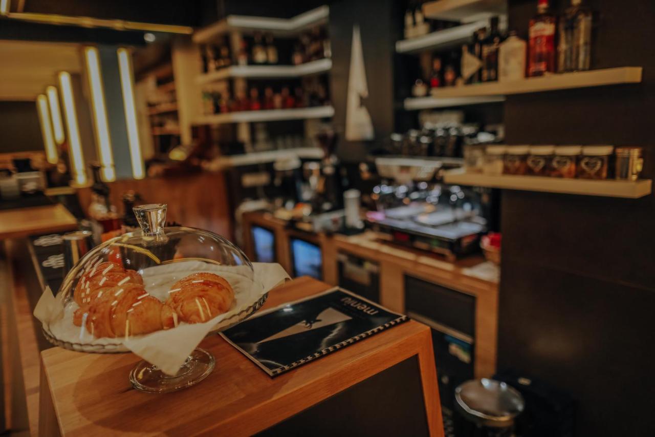 Pensiune Restaurant Capra Neagra Мойсей Экстерьер фото