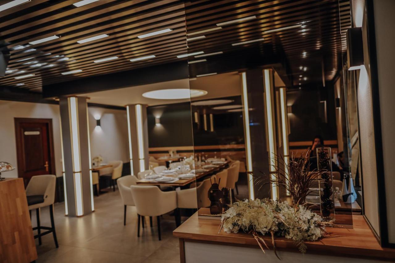 Pensiune Restaurant Capra Neagra Мойсей Экстерьер фото