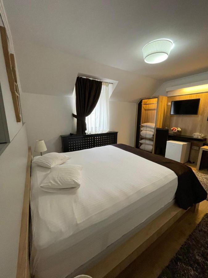 Pensiune Restaurant Capra Neagra Мойсей Экстерьер фото